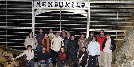 Visita a la Cueva de Mendukilo