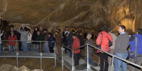 Visita a la Cueva de Mendukilo