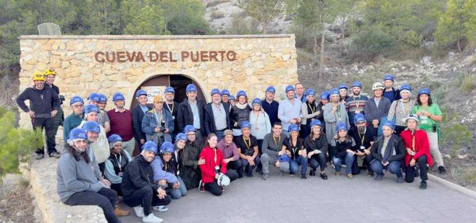 Visita a la Cueva del Puerto